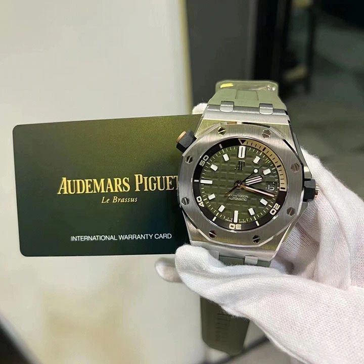 Royal Oak Offshore Diver's Watch Ref. 15720ST(AAAAA Version) - Image 3