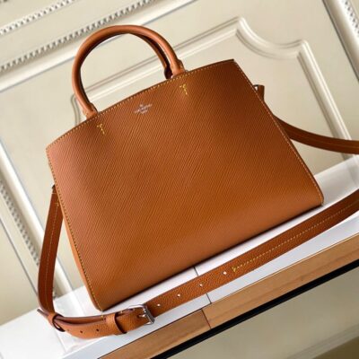 Alternative view of LV Marelle Tote MM