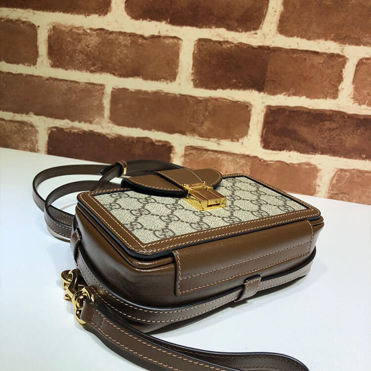 Gucci GG Mini Bag With Clasp Closure - Image 6