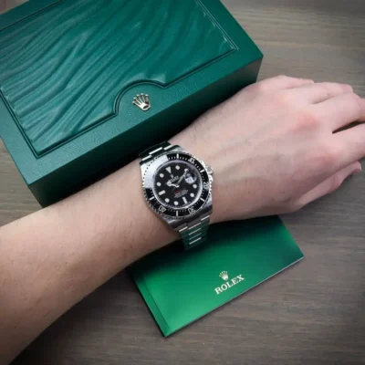 Alternative view of Rolex Sea Dweller Silver Black Dial 43mm m126600-0001