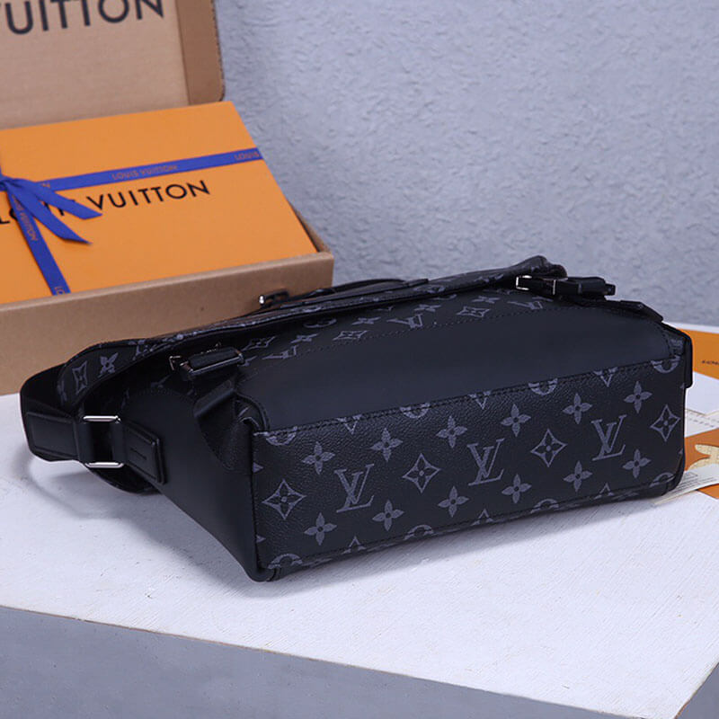 LV Messenger PM Voyager Bag - Image 7