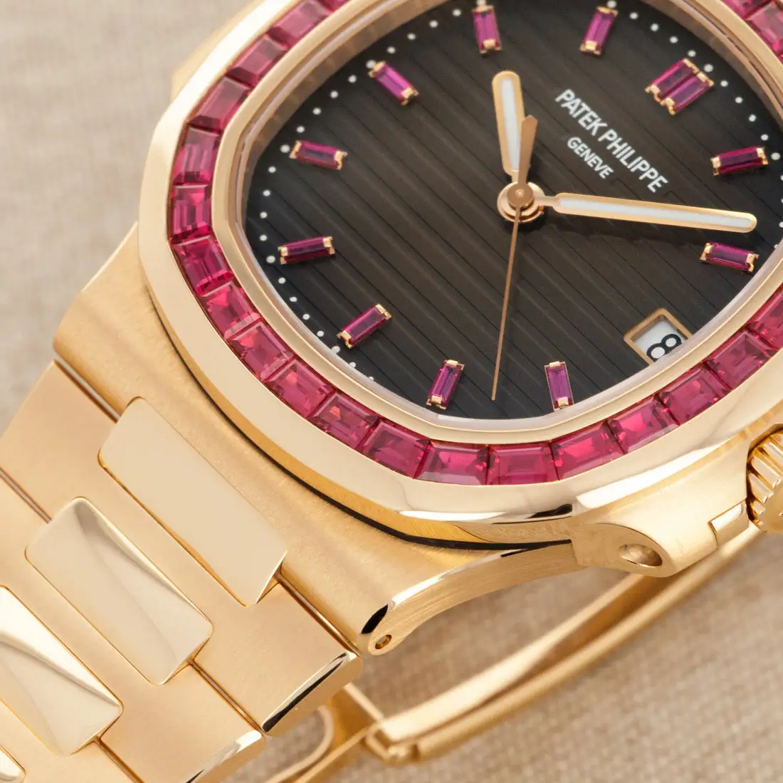 Patek Philippe Nautilus Rose Gold Brown Ruby Dial 40mm Ruby Bezel 5723/112R-001 - BRAND NEW - Image 5