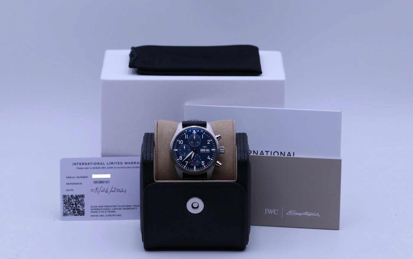 IWC pilot series IW388101 watch - Image 9
