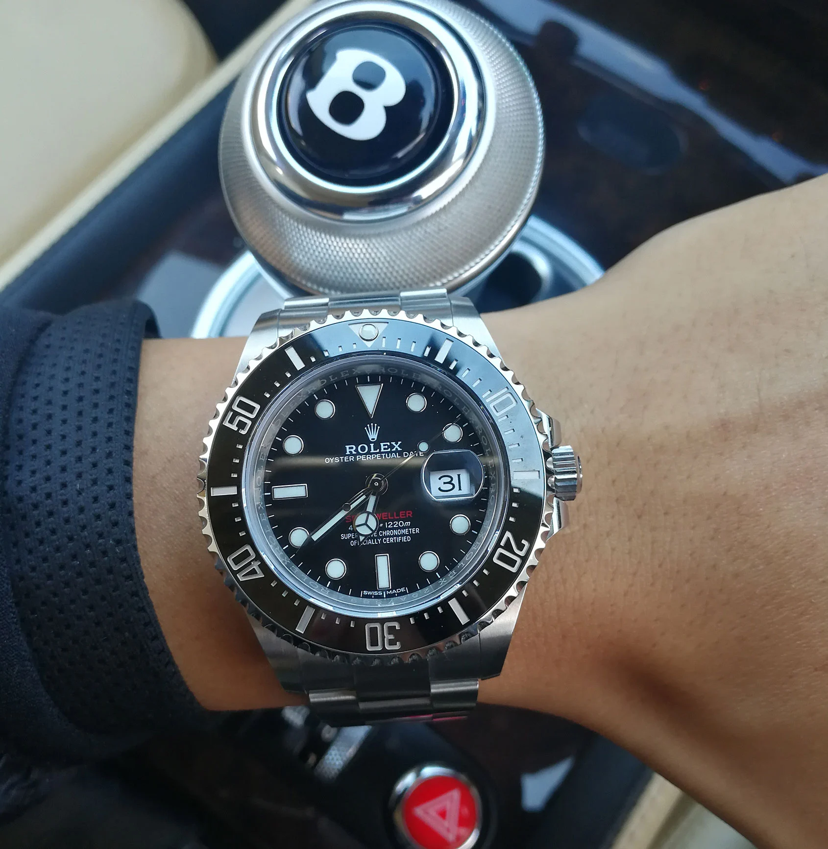 Rolex Sea Dweller Silver Black Dial 43mm m126600-0001 - Image 7