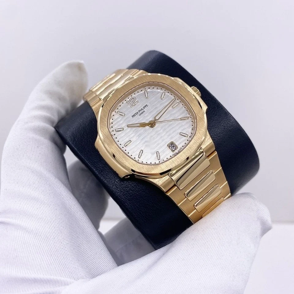 7118/1R - Patek Philippe NAUTILUS - Image 4