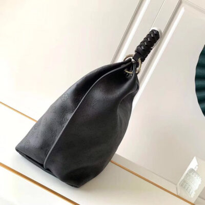Alternative view of Louis Vuitton CARMEL