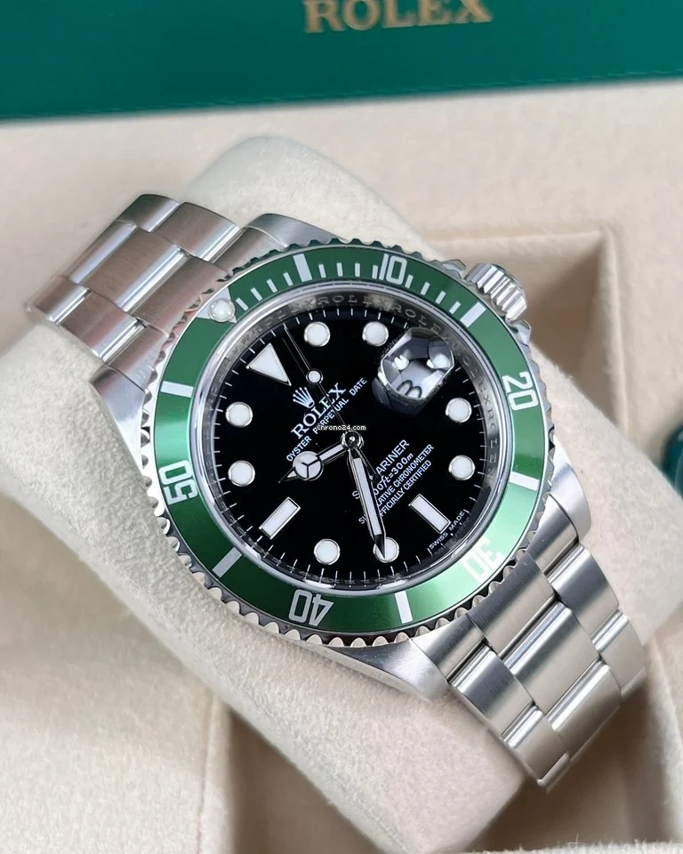 Rolex Submariner 16610LV-93250 black dial watch - Image 4