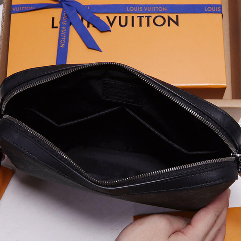 LV Trio Messenger Bag - Image 5