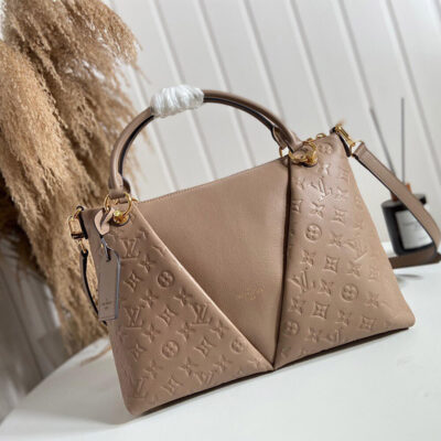 Alternative view of LV TOTE MM HANDBAG