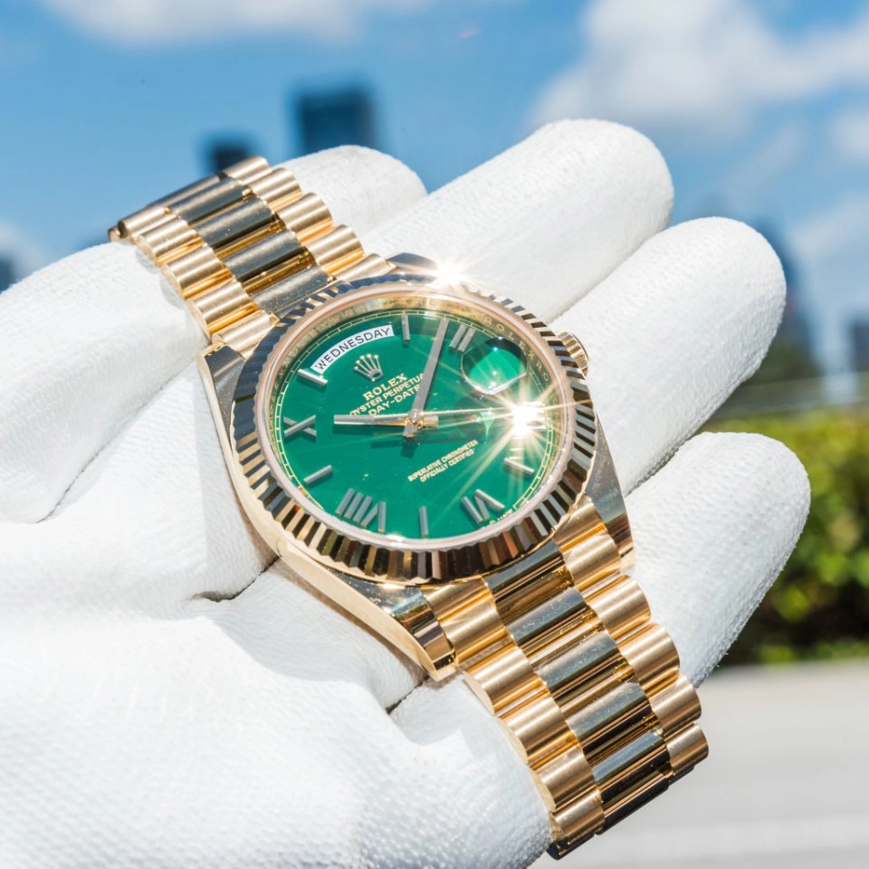 Rolex DAY-DATE 40 M228238-0061 - Image 3