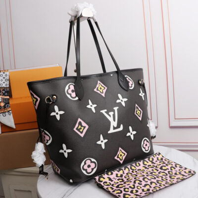 Alternative view of LV NEVERFULL MM