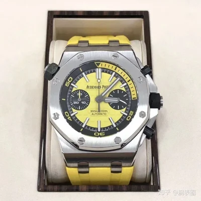 Alternative view of ROYAL OAK OFFSHORE DIVER CHRONOGRAPH Ref. 26703ST.OO.A051CA.01(AAAAA version)