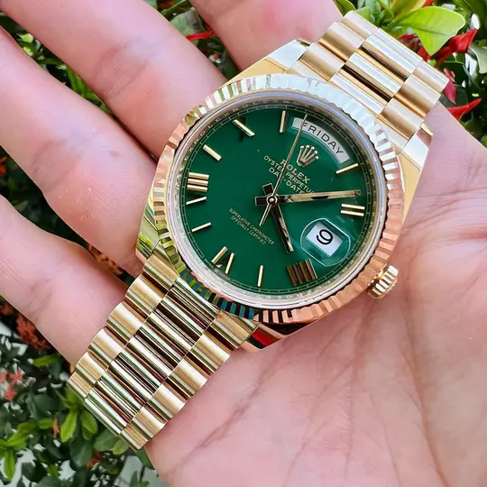 Rolex DAY-DATE 40 M228238-0061 - Image 17