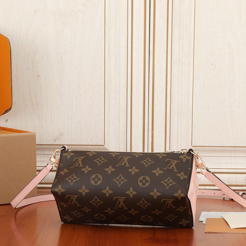 LV Bloom Pouch - Image 5