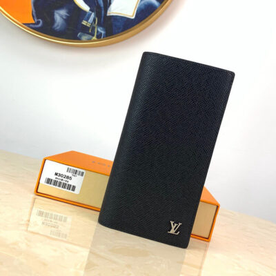 Alternative view of LV Brazza Wallet