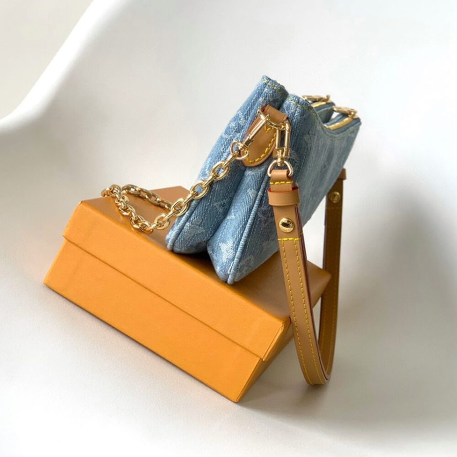 LV Liv Pochette - Image 7