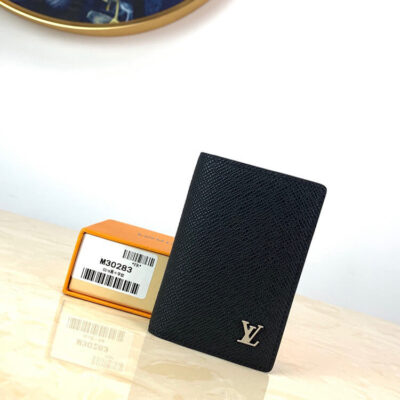 Alternative view of LV Pocket Organizer