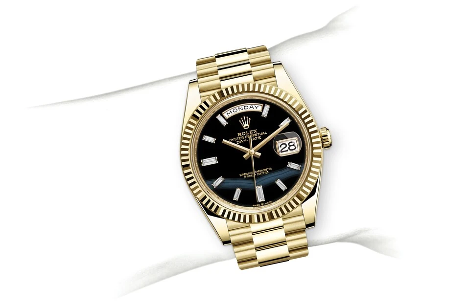 Rolex DAY-DATE 40 M228238-0061 - Image 16