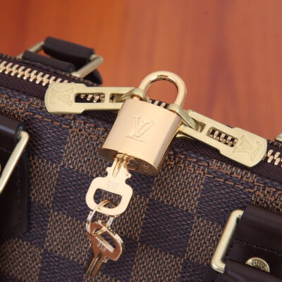 Alternative view of Louis Vuitton ALMA BB