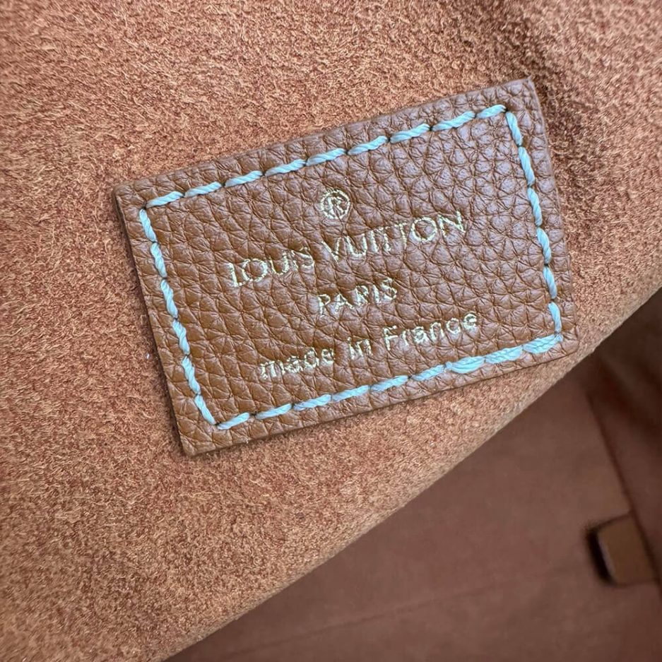 LV Low Key Cabas MM - Image 7