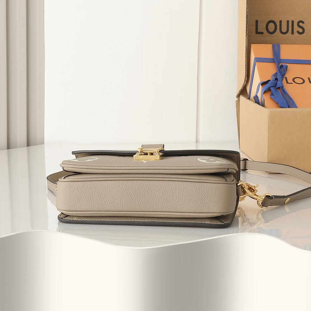 LV Pochette Metis East West - Image 6