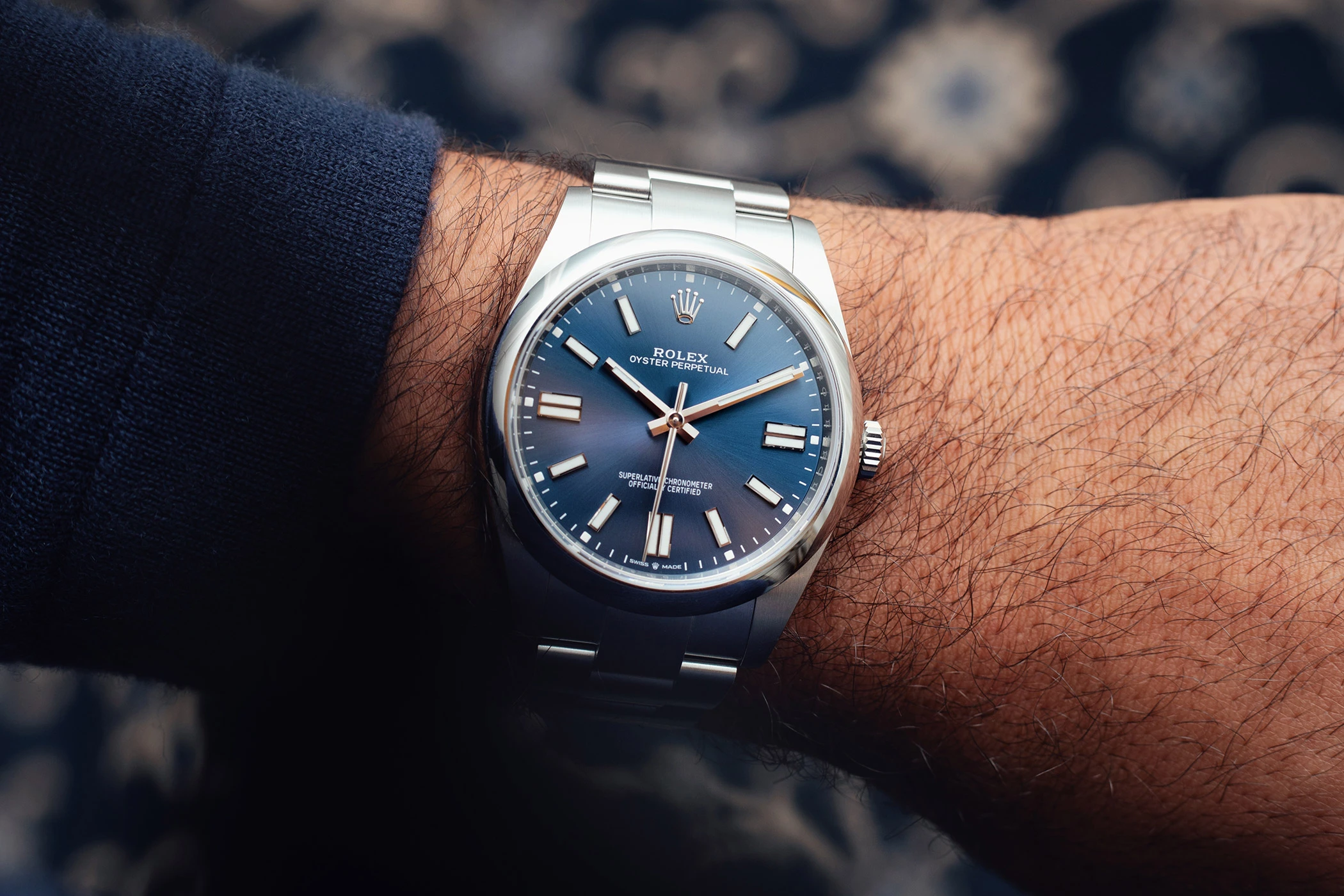 OYSTER PERPETUAL 124300 Series(Blue table) - Image 5