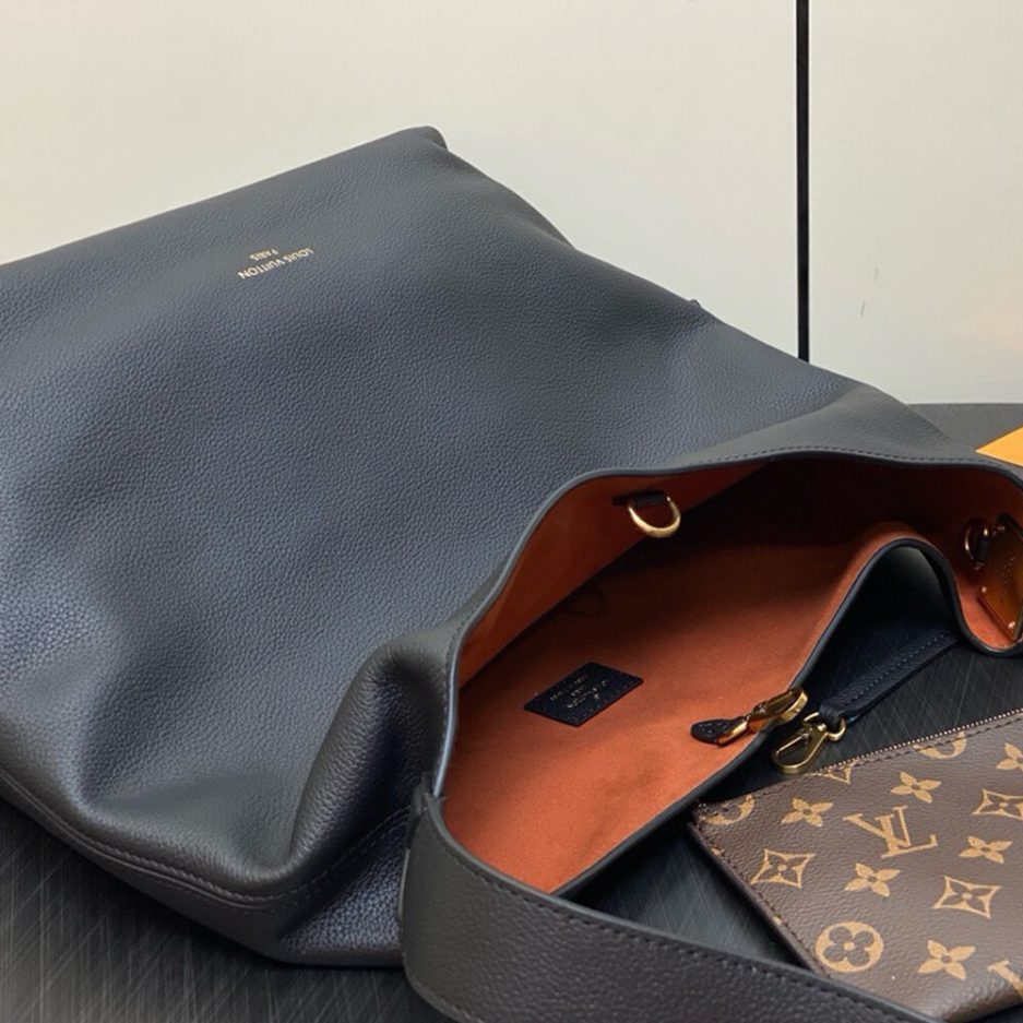 LV Low Key Hobo MM - Image 5