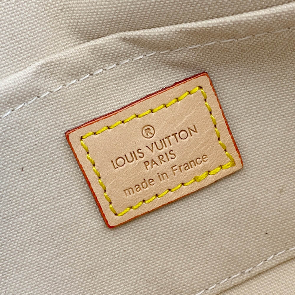 Louis Vuitton Favorite MM - Image 5