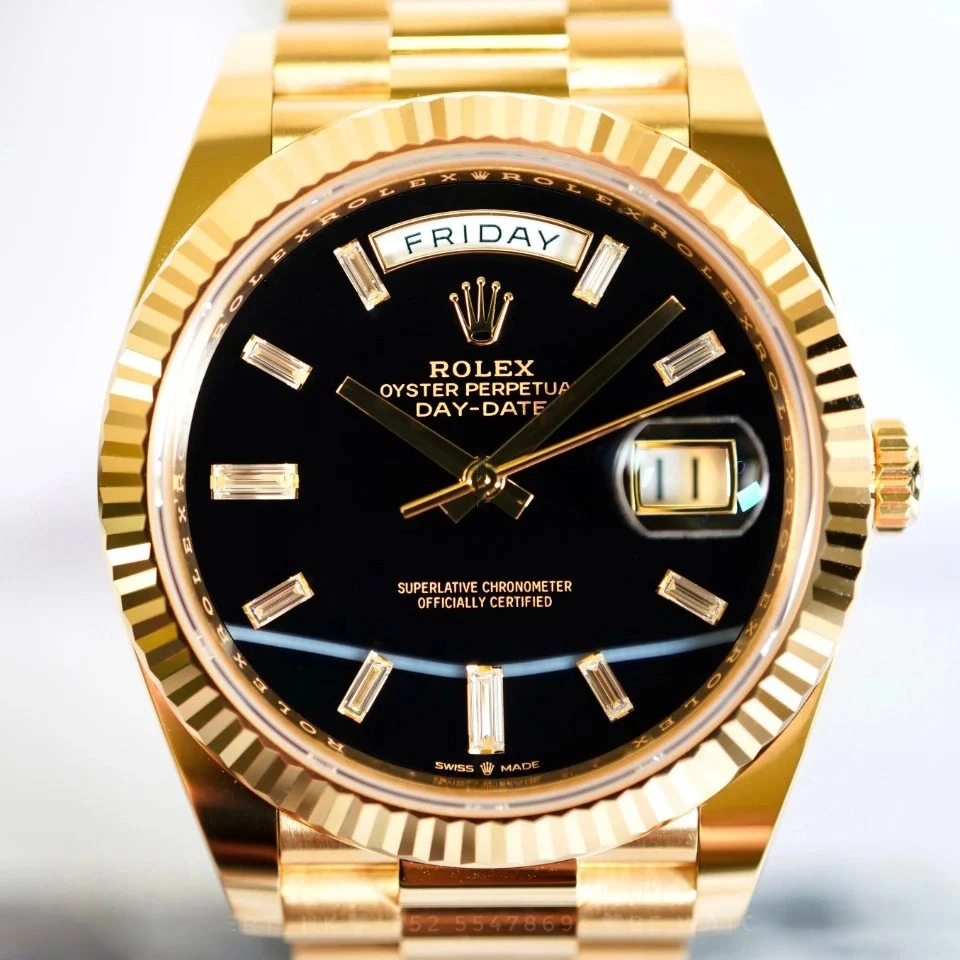 Rolex DAY-DATE 40 M228238-0061 - Image 7