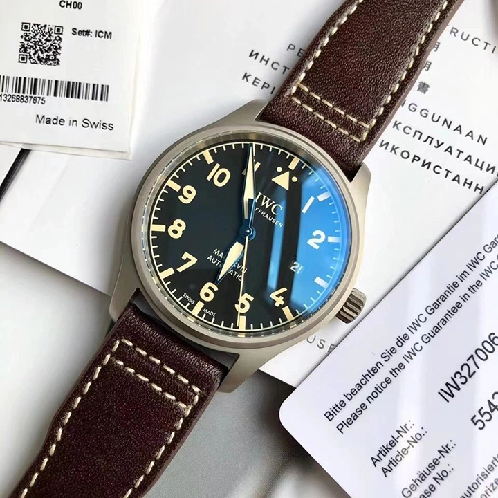 IWC pilot series IW327006 watch - Image 13