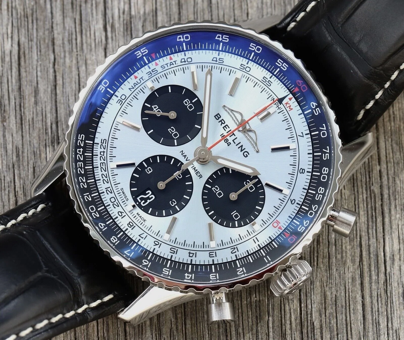 Breitling Navitimer B01 Chronograph Ice Blue Dial 43 AB0138241C1P1 - Image 5