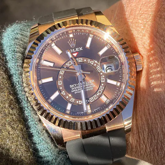 Rolex Sky-Dweller Oyster 42 mm Everose gold 326235-0005 New - Image 9