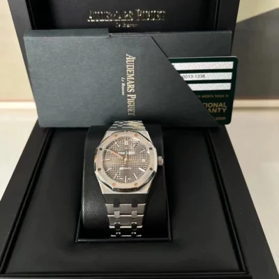 Alternative view of ROYAL OAK SELFWINDING Ref. 15450ST.OO.1256ST.02