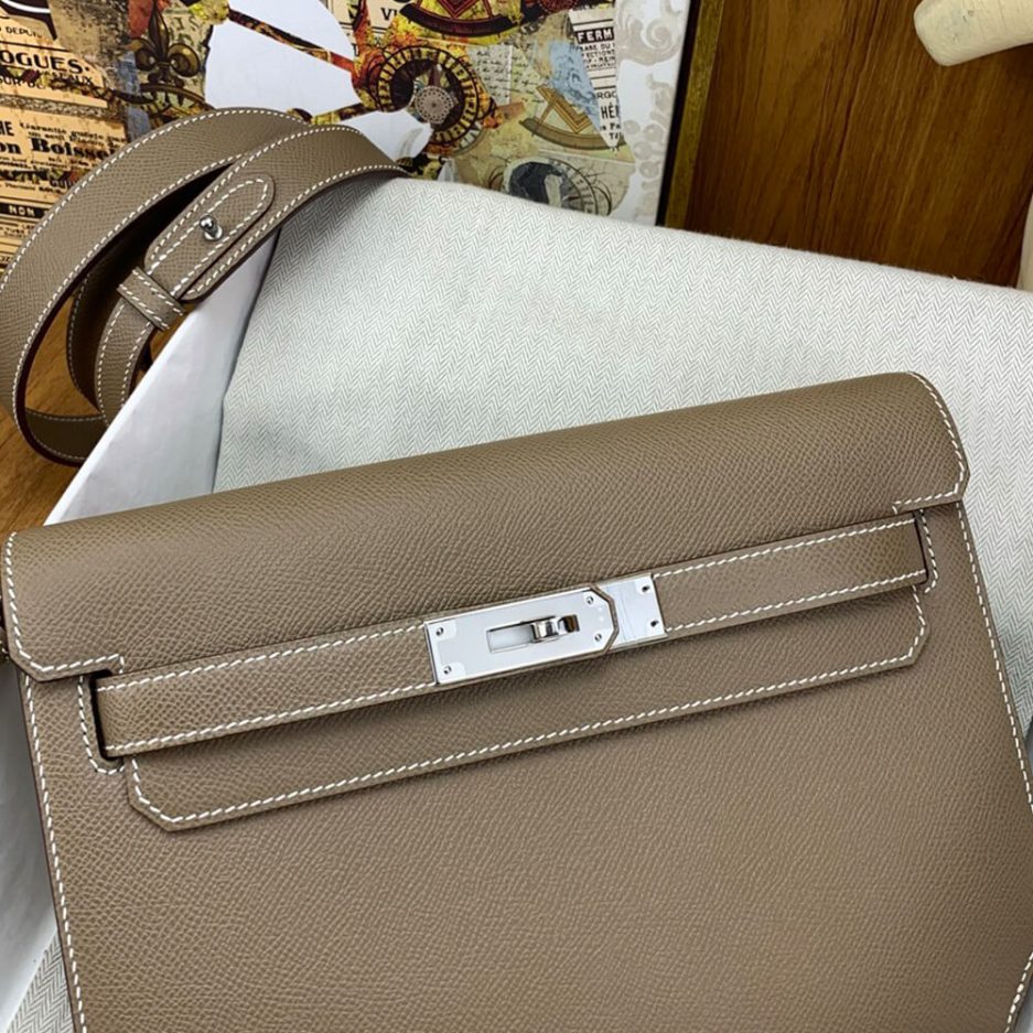 Hermes Kelly Depeches 25 Pouch - Image 8