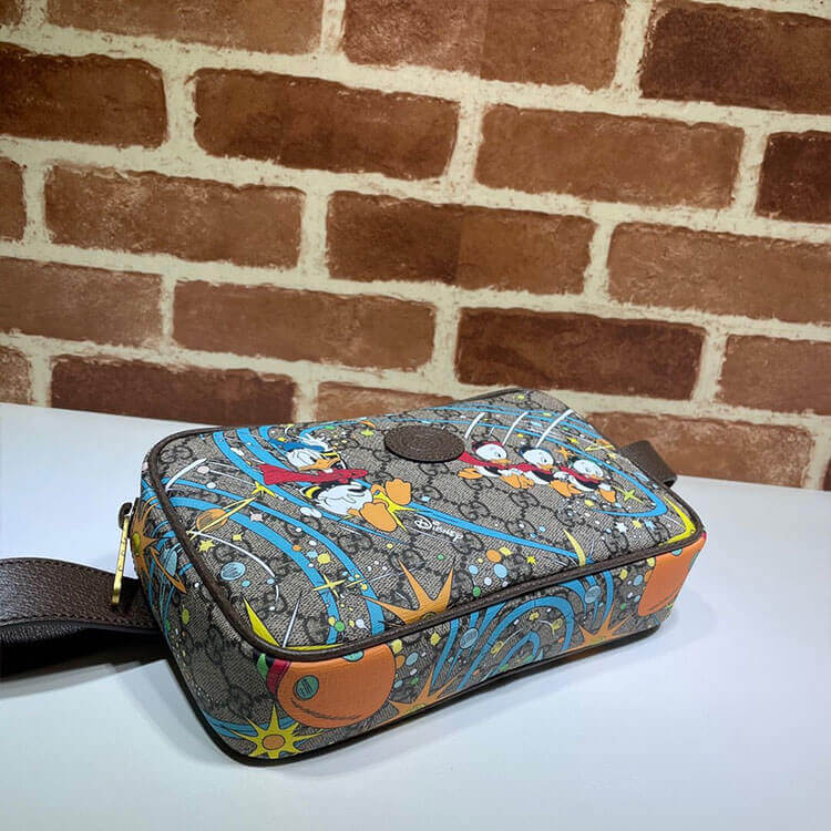Disney x Gucci Donald Duck Print Belt Bag - Image 6