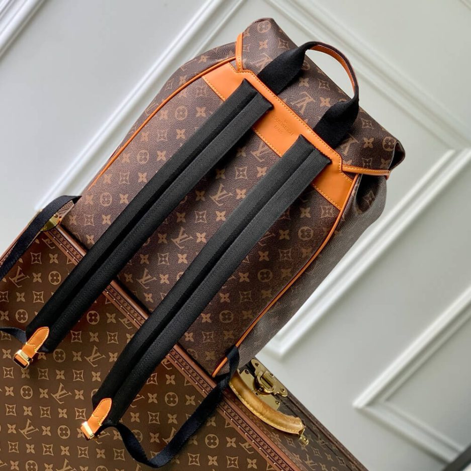 LV Montsouris Backpack - Image 8